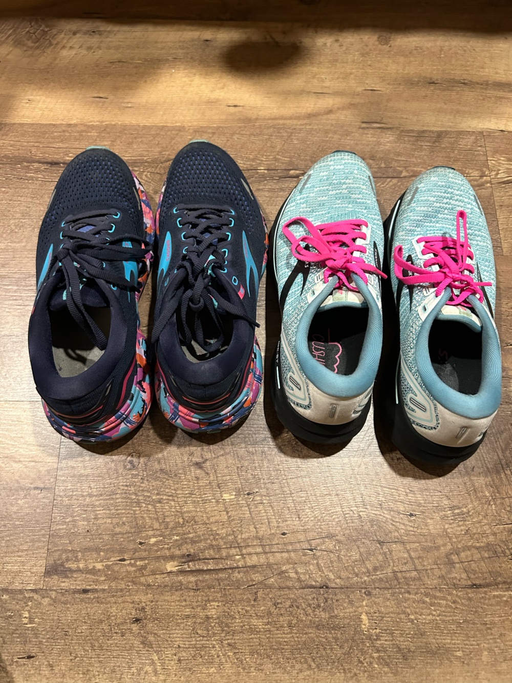 Brooks Women's Size 8b Ghost Tennis Shoes